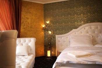 Hotel Kotva Bratislava Buitenkant foto